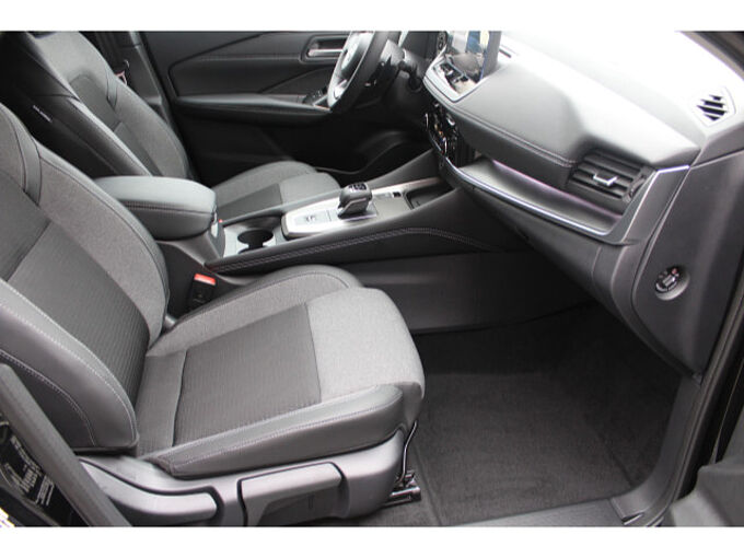 Nissan Qashqai 1.3 DIG-T N-Connecta Winter