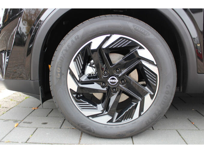 Nissan Qashqai 1.3 DIG-T N-Connecta Winter