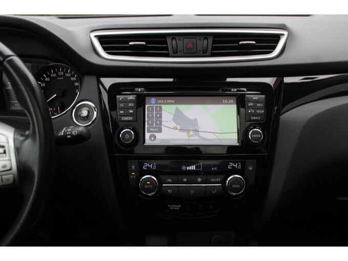 Nissan Qashqai 1.6 dCi 360&deg; AHK Dachreling Panoramadach 360