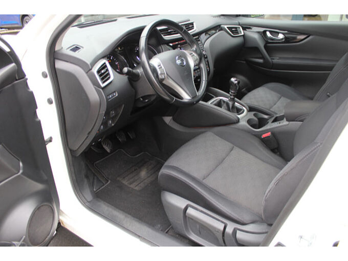 Nissan Qashqai 1.6 dCi 360&deg; AHK Dachreling Panoramadach 360