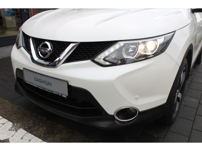 Nissan Qashqai 1.6 dCi 360&deg; AHK Dachreling Panoramadach 360