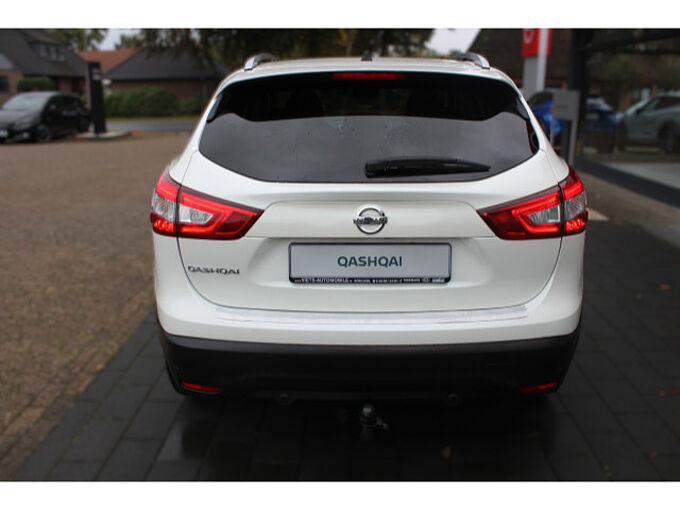 Nissan Qashqai 1.6 dCi 360&deg; AHK Dachreling Panoramadach 360