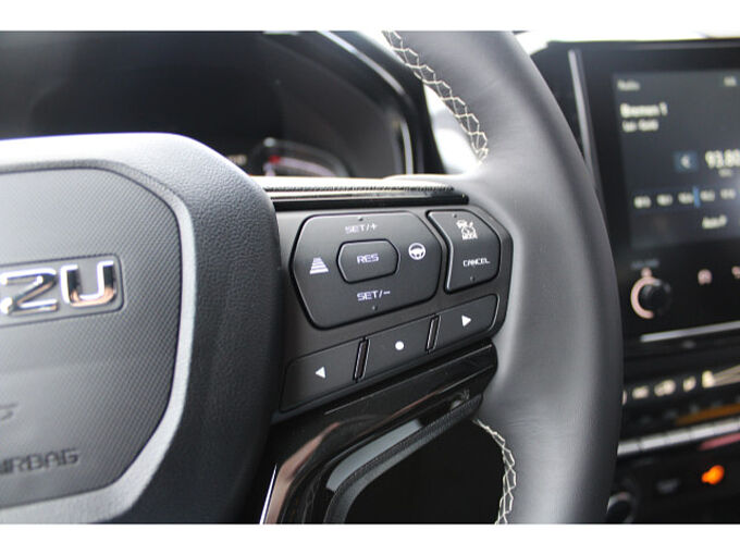 Isuzu D-Max 4x4 Double Cab V-CROSS Automatik 