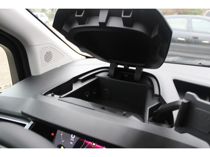 Nissan Townstar Kombi L1 1.3 DIG-T 130 Tekna Automatik 