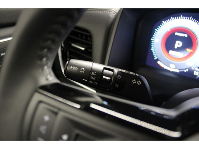 Nissan X-Trail 1,5 VC-T e-4orce Tekna Bose Glasdach 