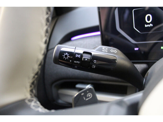 Kia EV3 81,4 kWh GT-Line Glasdach Komfort DriveWise 