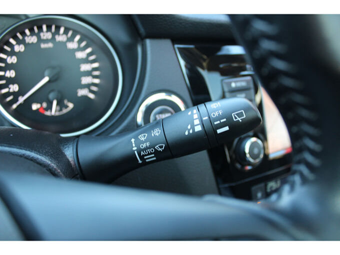 Nissan Qashqai 1.3 DIG-T N-Connecta AT Winter PGD 