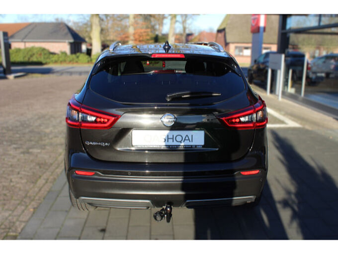 Nissan Qashqai 1.3 DIG-T N-Connecta AT Winter PGD 