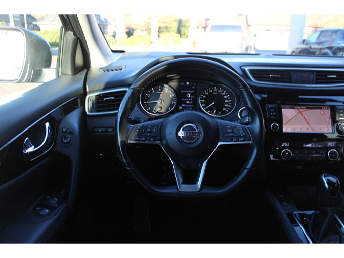 Nissan Qashqai 1.3 DIG-T N-Connecta AT Winter PGD 
