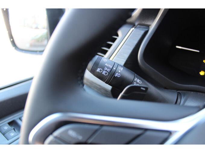 Nissan Primastar L1H1 Kombi 2.0dCi Tekna AT Navi Design