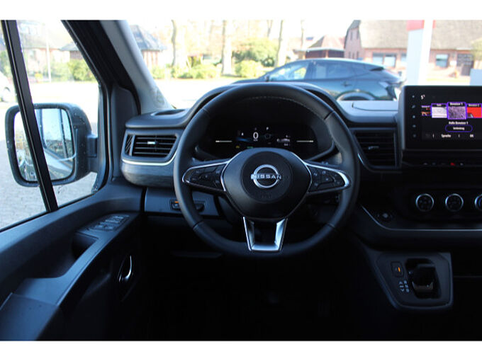 Nissan Primastar L1H1 Kombi 2.0dCi Tekna AT Navi Design