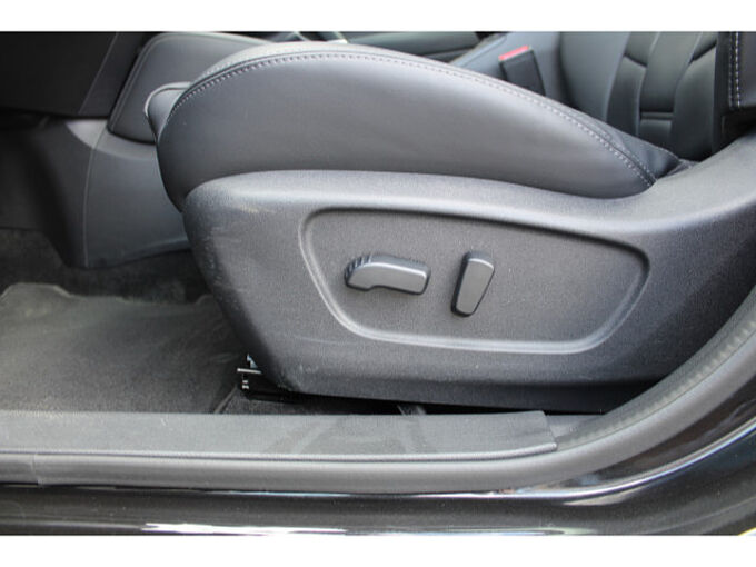 Nissan Qashqai 1.3 DIG-T AKARI Automatik Navi LED Leder 