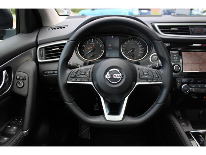 Nissan Qashqai 1.3 DIG-T AKARI Automatik Navi LED Leder 