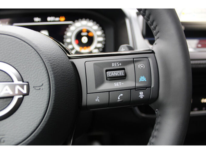 Nissan Qashqai 1.3 DIG-T N-Connecta Winter 
