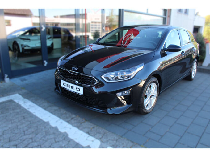 Kia CEED 1.6 CRDi Vision AT Navi Komfort cee'd