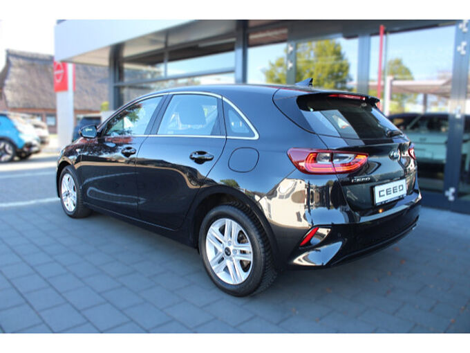 Kia CEED 1.6 CRDi Vision AT Navi Komfort cee'd