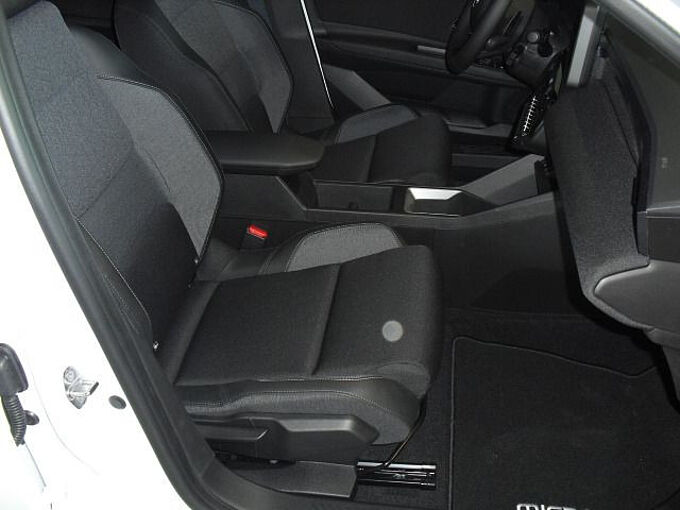 Nissan Micra 40 kWh ADVANCE Winter Iconic 