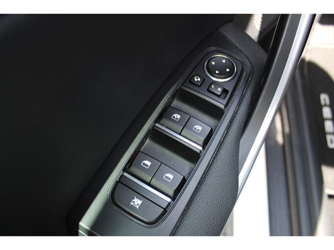 Kia cee'd Sportswagon 1.5 T-GDI LX Klimaautomatik 