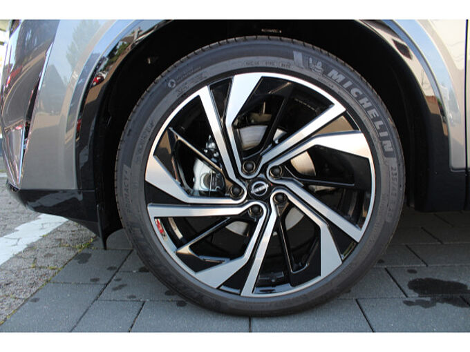 Nissan Qashqai 1.3 DIG-T Tekna+ Automatik 20 Zoll