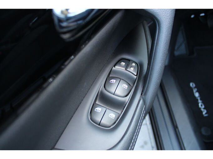 Nissan Qashqai 1.3 DIG-T N-Connecta Navi PGD Winter FAP N-Way