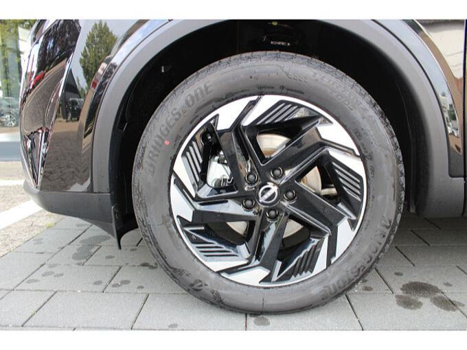 Nissan Qashqai 1.3 DIG-T N-Connecta Winter 