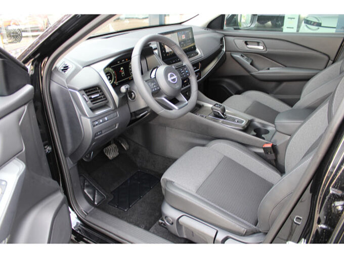 Nissan Qashqai 1.3 DIG-T N-Connecta Winter 