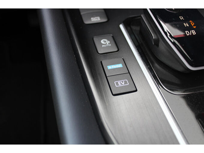 Nissan Qashqai 1.5 VC-T e-POWER Tekna AT  Design 