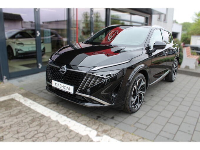 Nissan Qashqai 1.3 DIG-T Tekna+ Automatik 20 Zoll