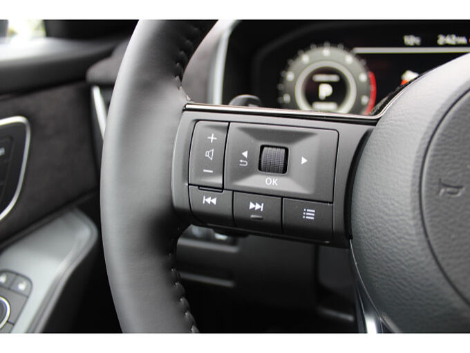 Nissan Qashqai 1.3 DIG-T Tekna+ Automatik 20 Zoll