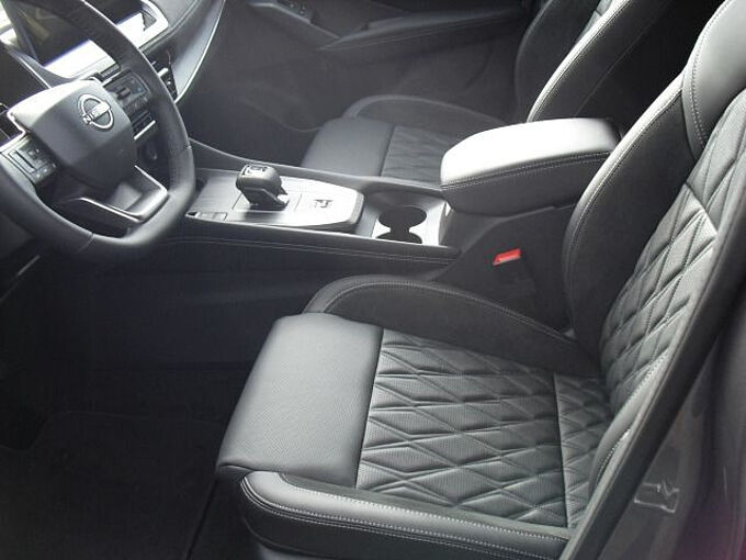 Nissan Qashqai 1.3 DIG-T Tekna+ Automatik 20 Zoll
