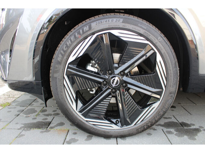 Nissan Qashqai 1.3 DIG-T Tekna+ Automatik 20 Zoll 