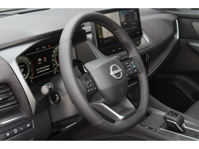 Nissan Qashqai 1.3 DIG-T Tekna+ Automatik 20 Zoll 