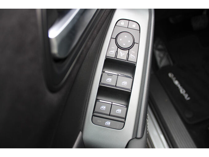Nissan Qashqai 1.3 DIG-T Tekna+ Automatik 20 Zoll 