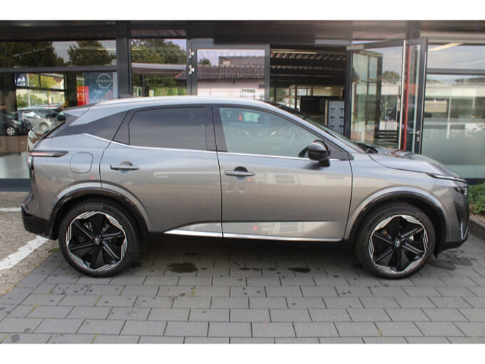 Nissan Qashqai 1.3 DIG-T Tekna+ Automatik 20 Zoll 