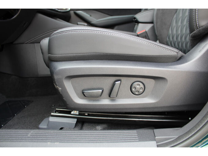 Nissan Qashqai 1,5 VC-T e-POWER Tekna Premium PGD Bose 