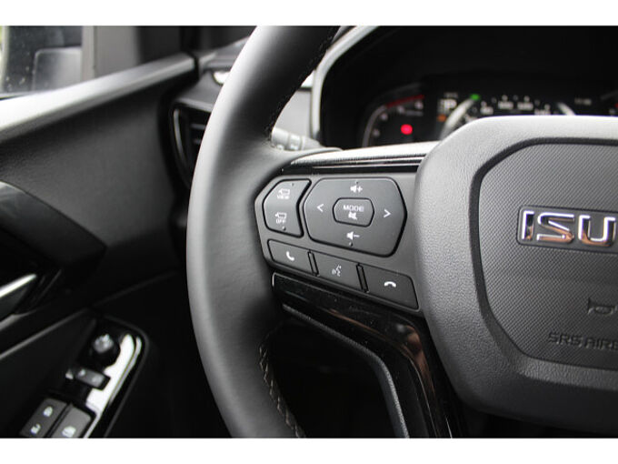 Isuzu D-Max 4x4 Double Cab 2.2 D V-CROSS Automatik 