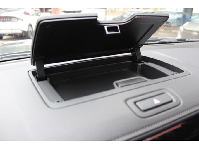 Isuzu D-Max 4x4 Double Cab 2.2 D V-CROSS Automatik 