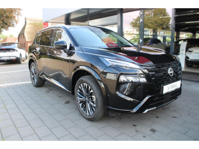 Nissan X-Trail 1,5 VC-T e-4orce Tekna Bose Glasdach