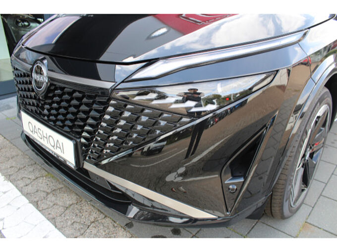 Nissan Qashqai 1.3 DIG-T Tekna+ Automatik 20 Zoll
