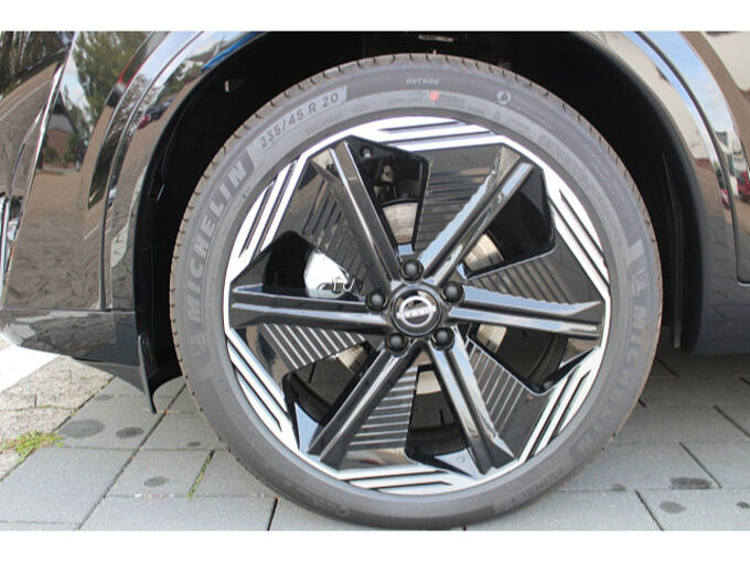 Nissan Qashqai 1.3 DIG-T Tekna+ Automatik 20 Zoll