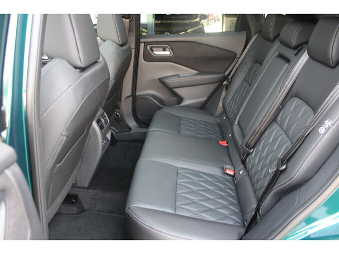 Nissan Qashqai 1.3 DIG-T Tekna+ Automatik 20 Zoll