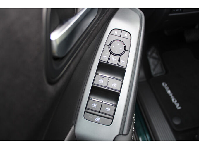 Nissan Qashqai 1.3 DIG-T Tekna+ Automatik 20 Zoll