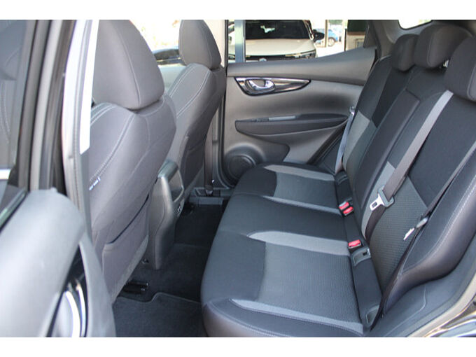 Nissan Qashqai 1.3 DIG-T N-Connecta AT Winter PGD 