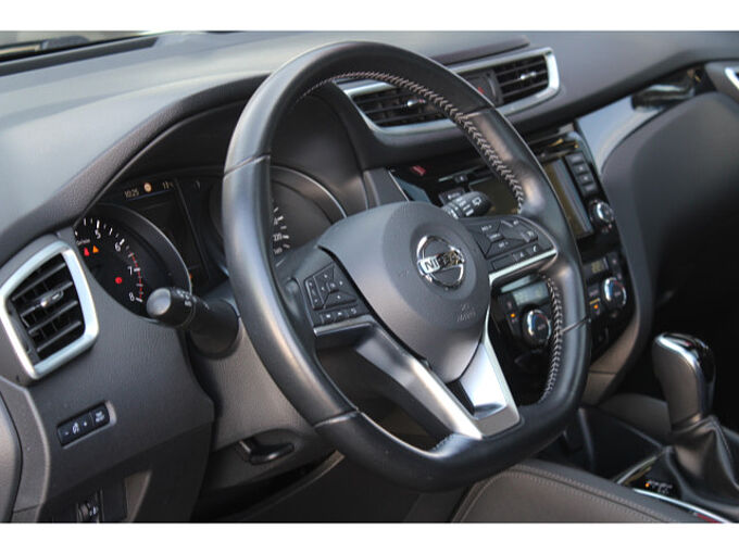 Nissan Qashqai 1.3 DIG-T N-Connecta AT Winter PGD 