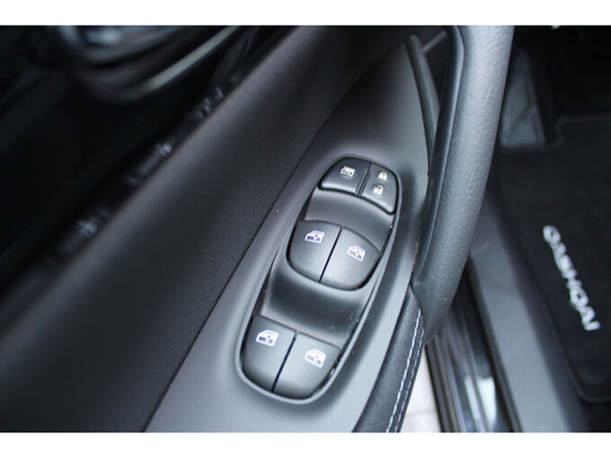 Nissan Qashqai 1.3 DIG-T N-Connecta AT Winter PGD 