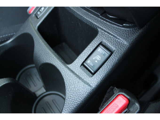 Nissan Qashqai 1.3 DIG-T N-Connecta AT Winter PGD 