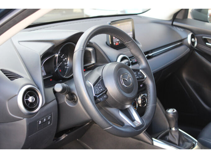 Mazda 2 1.5 SKYACTIV-G 90 M-Hybrid Sports-Line Navi 