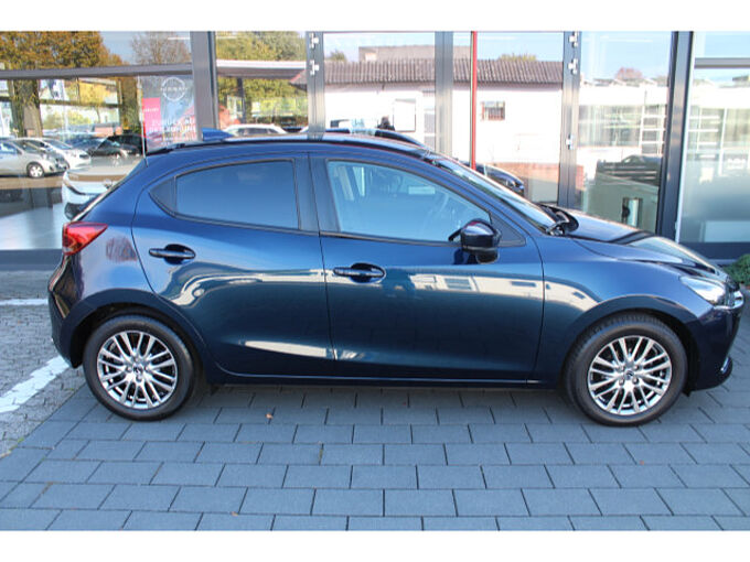 Mazda 2 1.5 SKYACTIV-G 90 M-Hybrid Sports-Line Navi 
