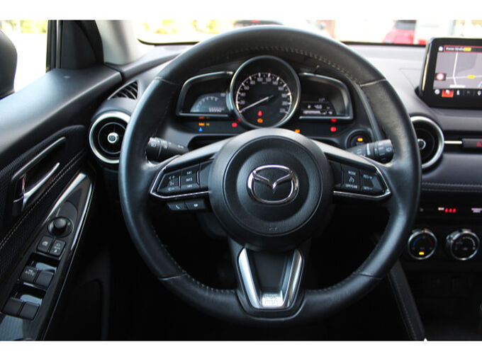 Mazda 2 1.5 SKYACTIV-G 90 M-Hybrid Sports-Line Navi 