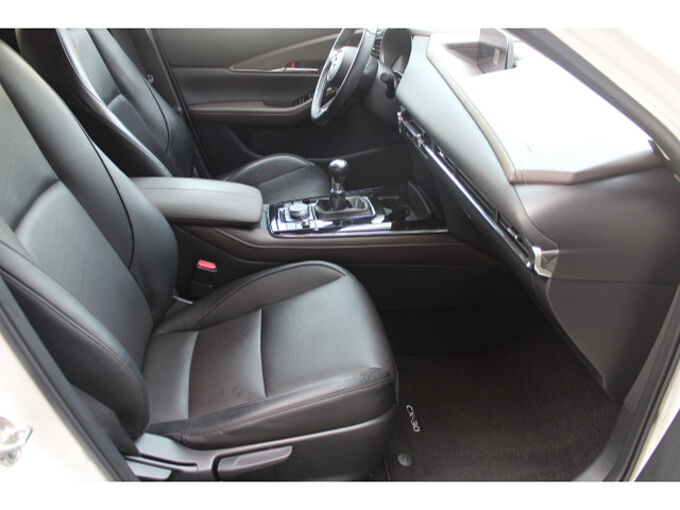 Mazda CX-30 2.0 SKYACTIV-X M Hybrid Selection Matrix 